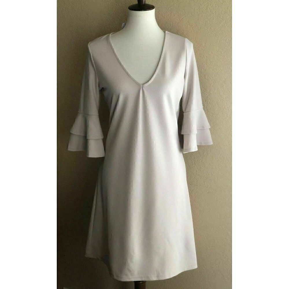 The Vanity Room Womens Beige Ruffle Sleeve Dress M
